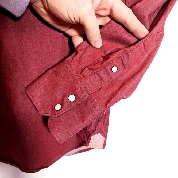 Men's Large Banana Republic Crimson Red Cotton Pearl Snap Western Rodeo Shirt - Picture 5 of 5